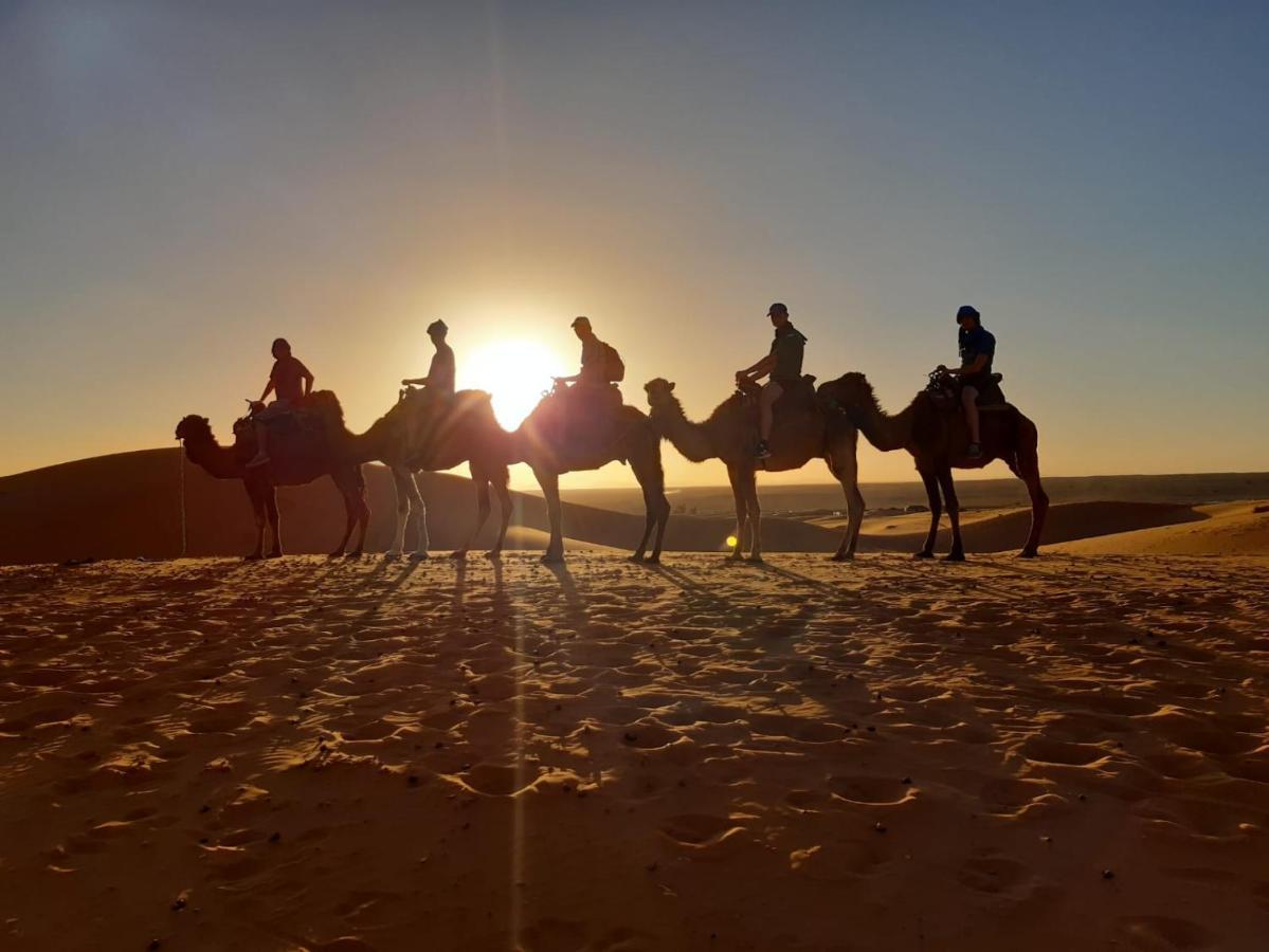 Hotel Sahara Family Camp à Merzouga Extérieur photo